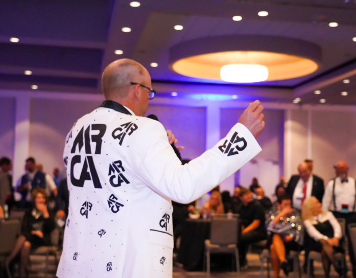 MRCA Sets New Fundraising Record at Annual Foundation Auction !